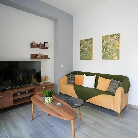 Amyrissa House 度假居 *